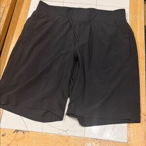 Black Men's Lululemon shorts